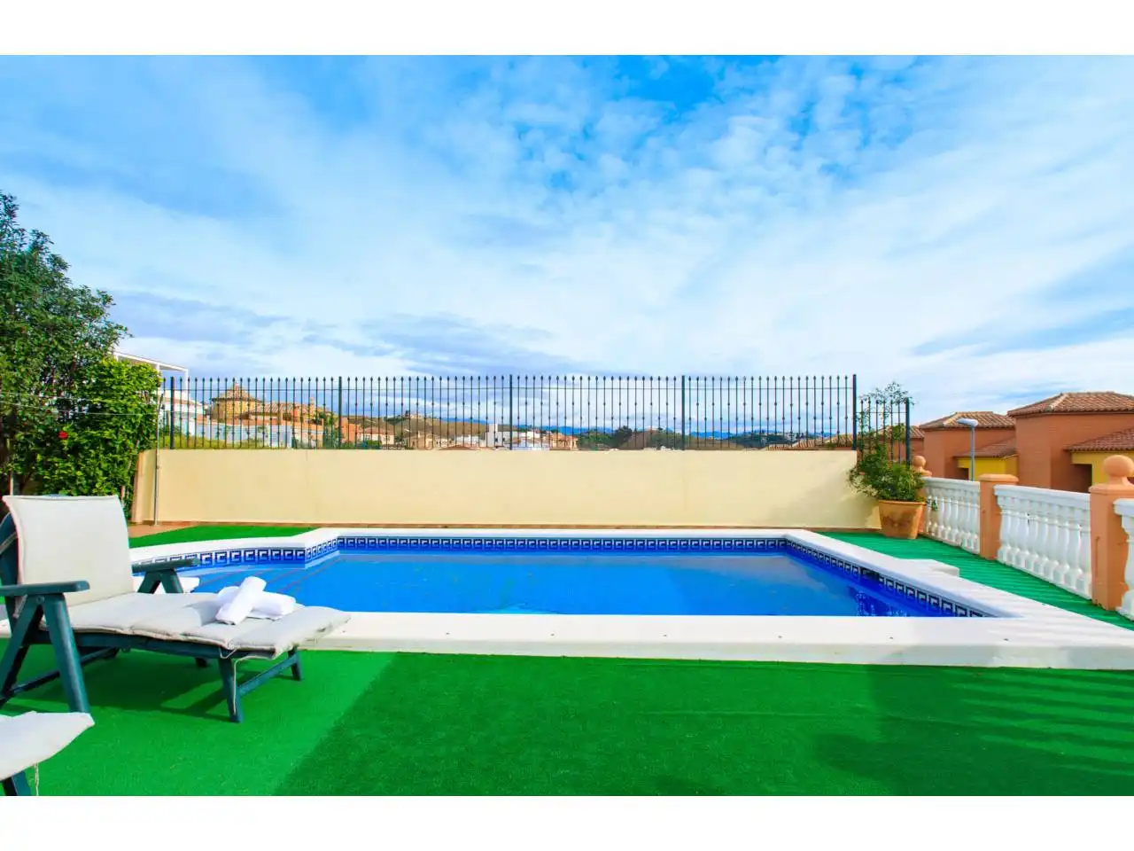 Villa con piscina in affitto a Benajarafe, imagen 7