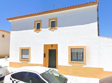Terraced house for sale in Belgica