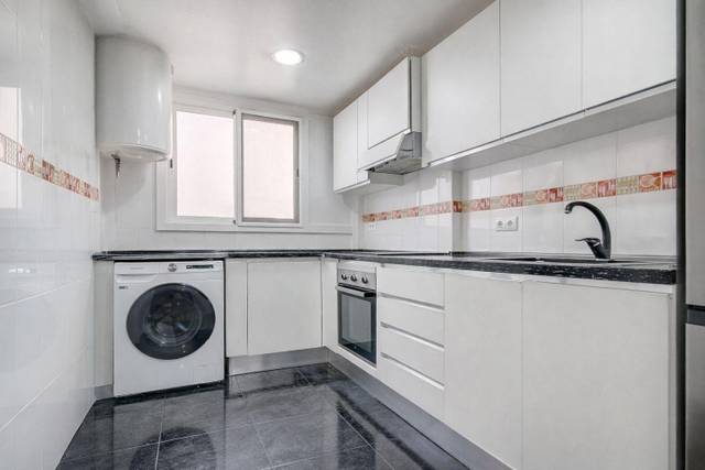 Piso en Venta en Espronceda