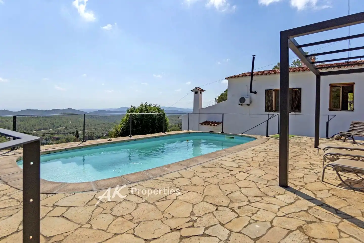 Casa con piscina in vendita a De Llebeig, imagen 3