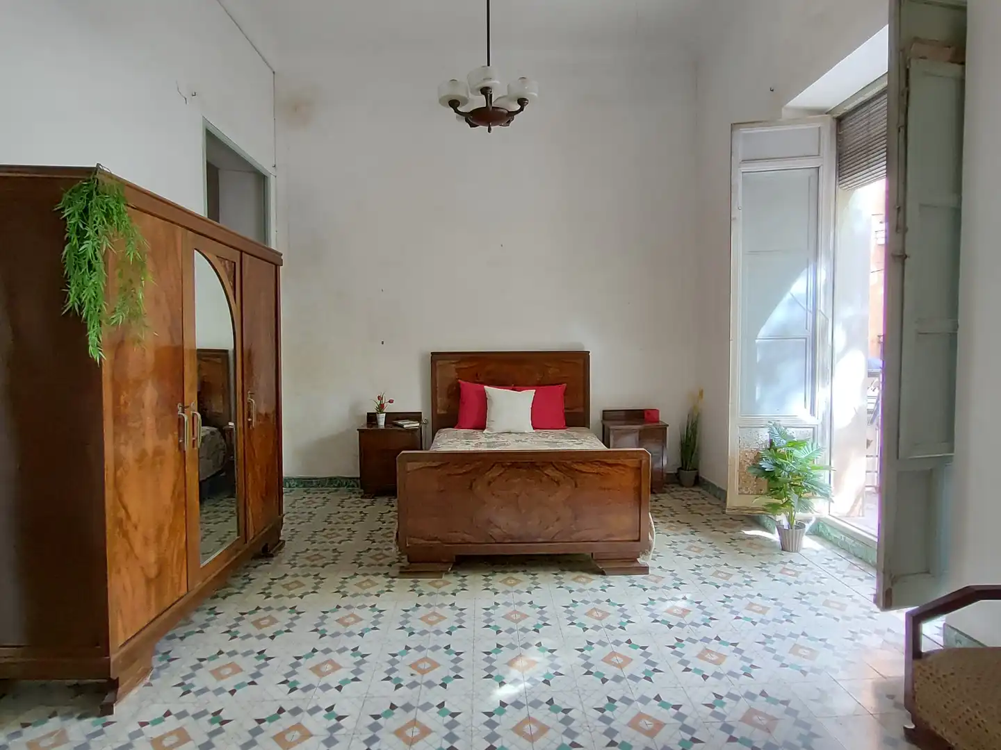 Buildings for sale in Plaza Mayor, Centro