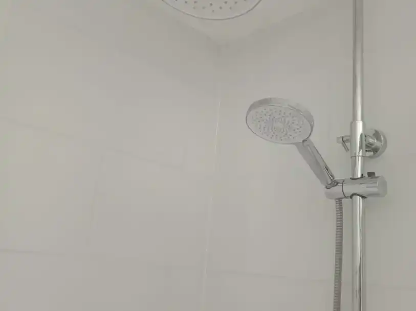 Badezimmer von Wohnung zur Miete in Aller mit Balkon