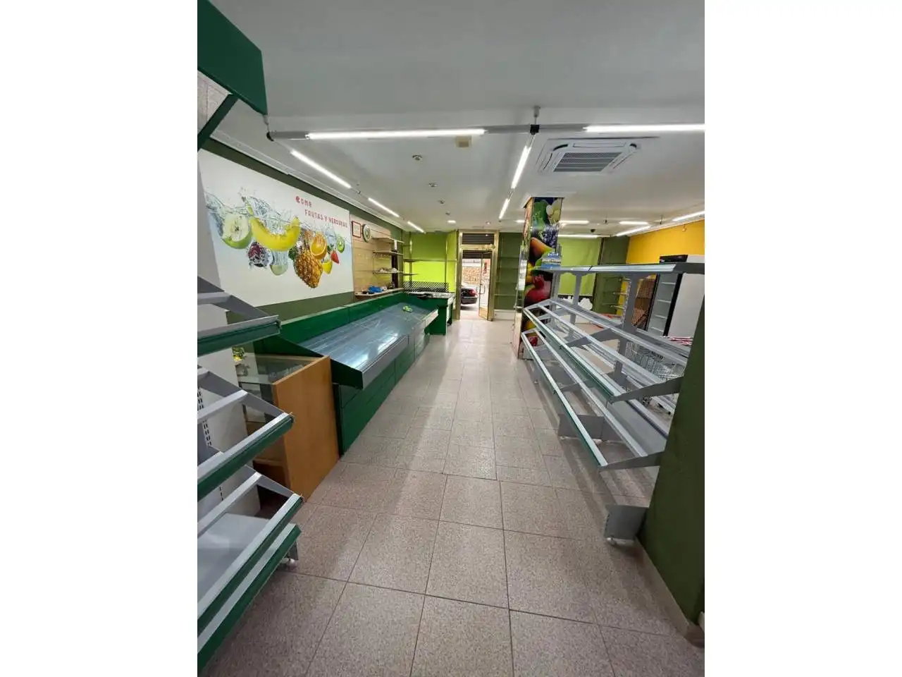 Local comercial en venda a Úbeda, imagen 6