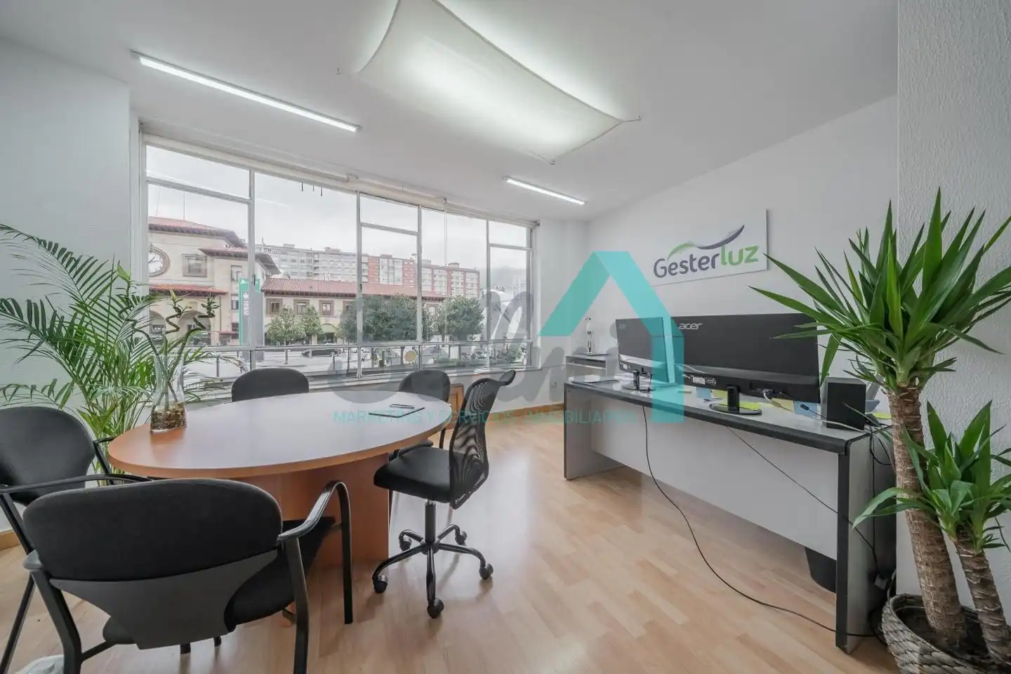 Office space with lift for sale in Centro - Casco Histórico