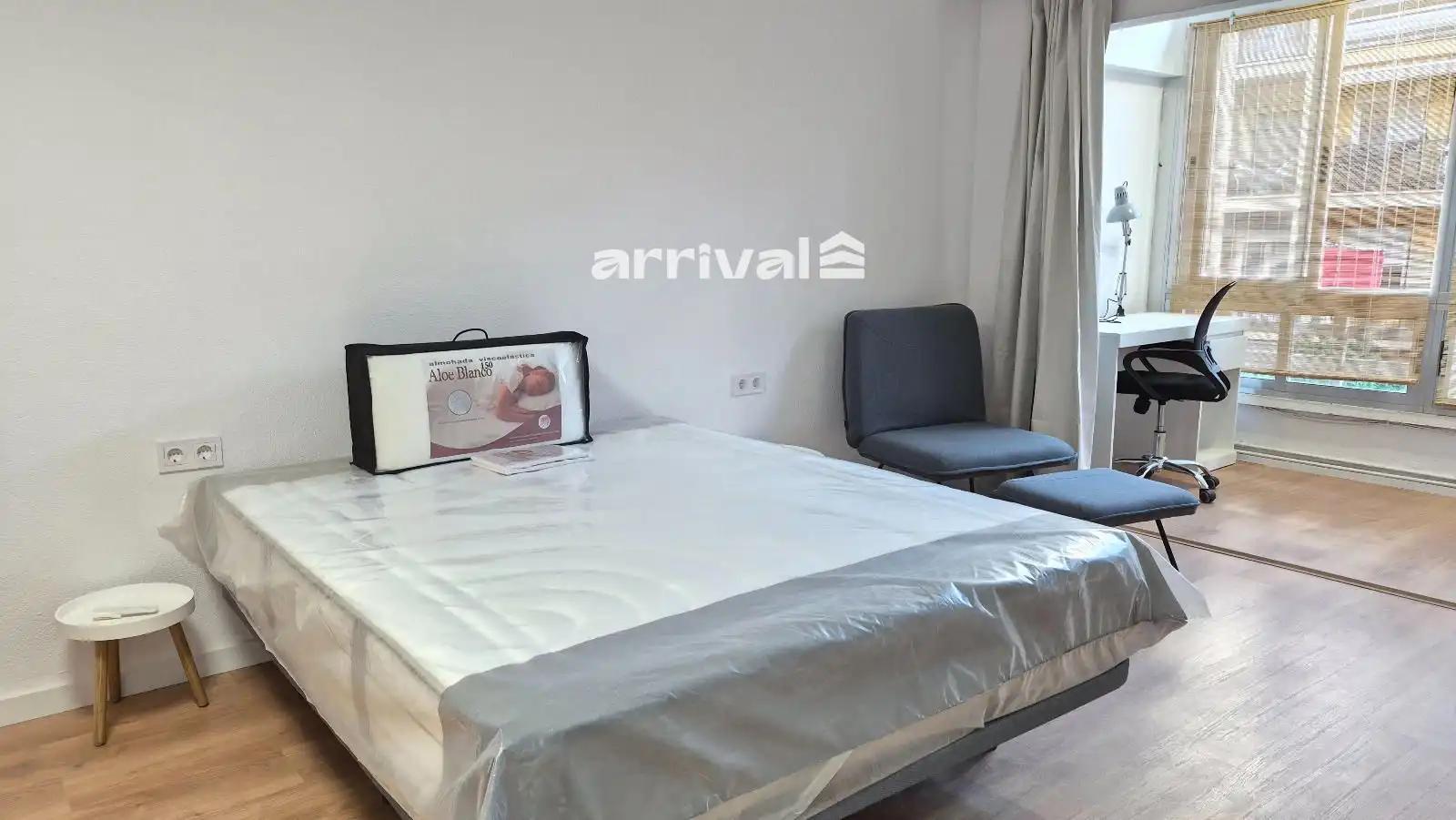 Schlafzimmer von Wohnung zur untervermieten in Valencia mit Heizung, Terrasse und Möbliert