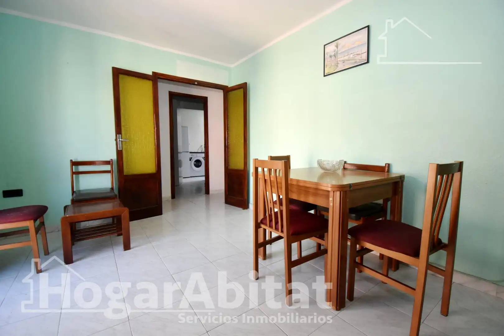 Vista exterior de Piso en venta en Castellón de la Plana / Castelló de la Plana con Amueblado y Balcón