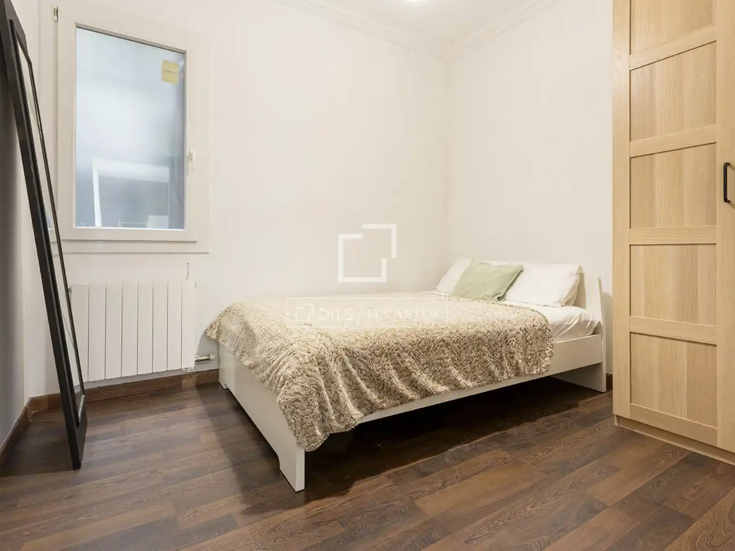 Habitación de Piso en venta en Barcelona con Calefacción, Parquet y Amueblado