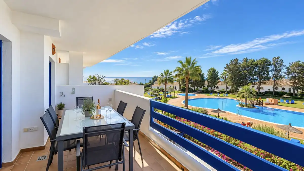Apartament amb piscina en venda a La Duquesa, imagen 2