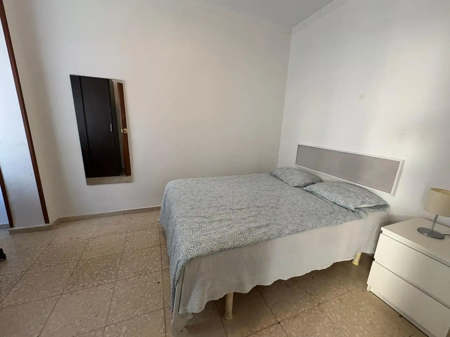 Habitación de Piso en venta en Córdoba con Aire acondicionado, Terraza y Trastero