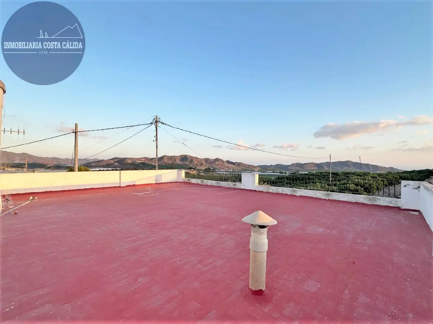 Vista exterior de Finca rústica en venda en Águilas amb Jardí privat, Terrassa i Traster