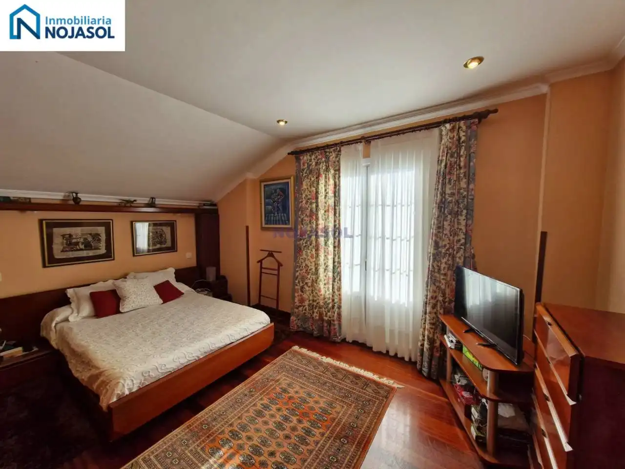 Bedroom of Houses for sale in Argoños   with Heating, Private garden and Terrace