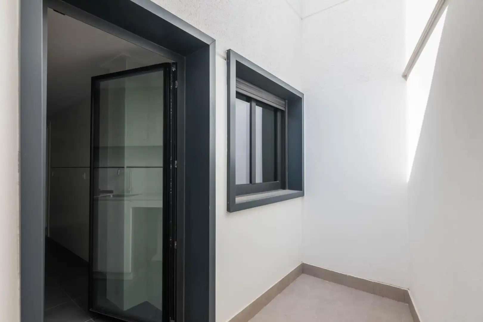 Piso en venta en Avenida ZARAICHE, La Flota