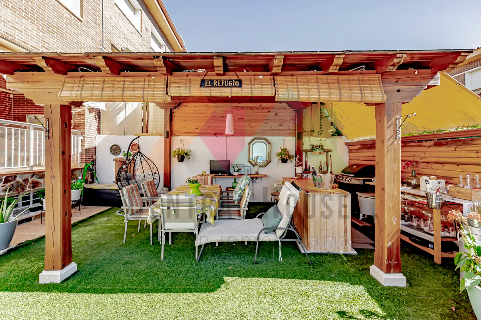 Terraza de Casa adosada en venta en Guadalajara con Aire acondicionado, Calefacción y Jardín privado