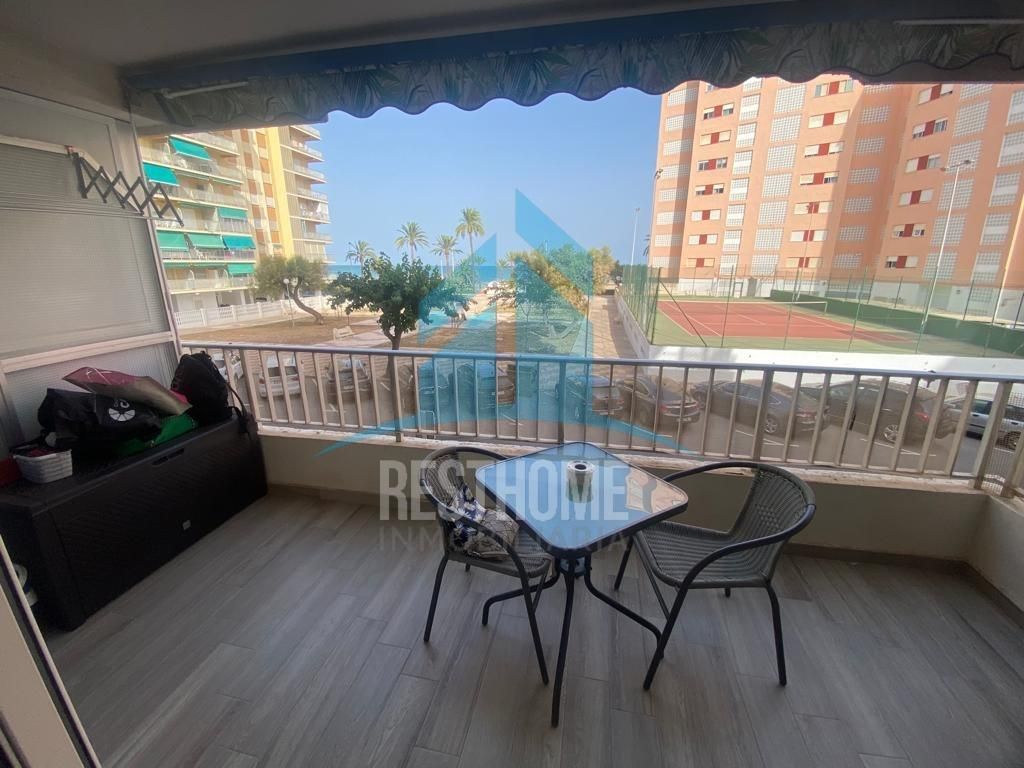 Exterior view of Apartment to rent in Cullera  with Air Conditioner, Terrace and Balcony