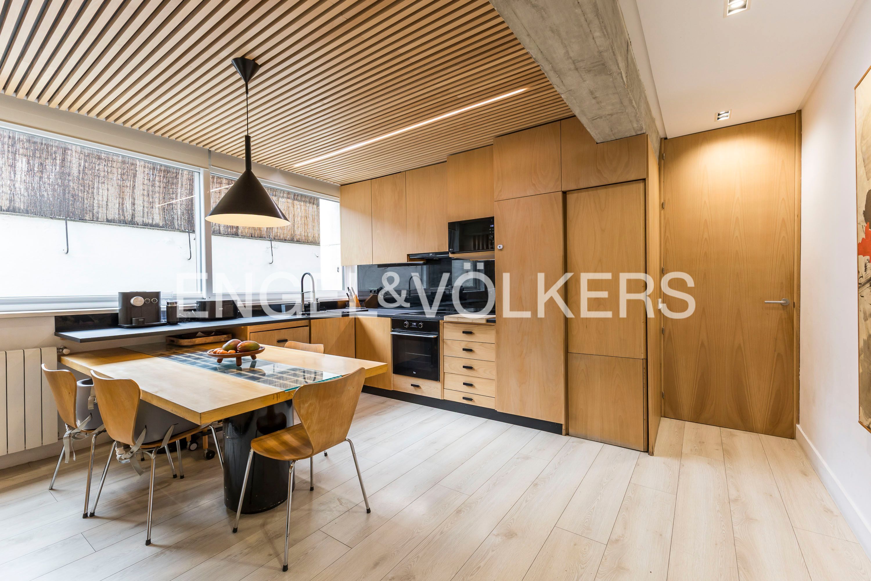 Kitchen of Flat for sale in  Madrid Capital  with Air Conditioner, Heating and Terrace