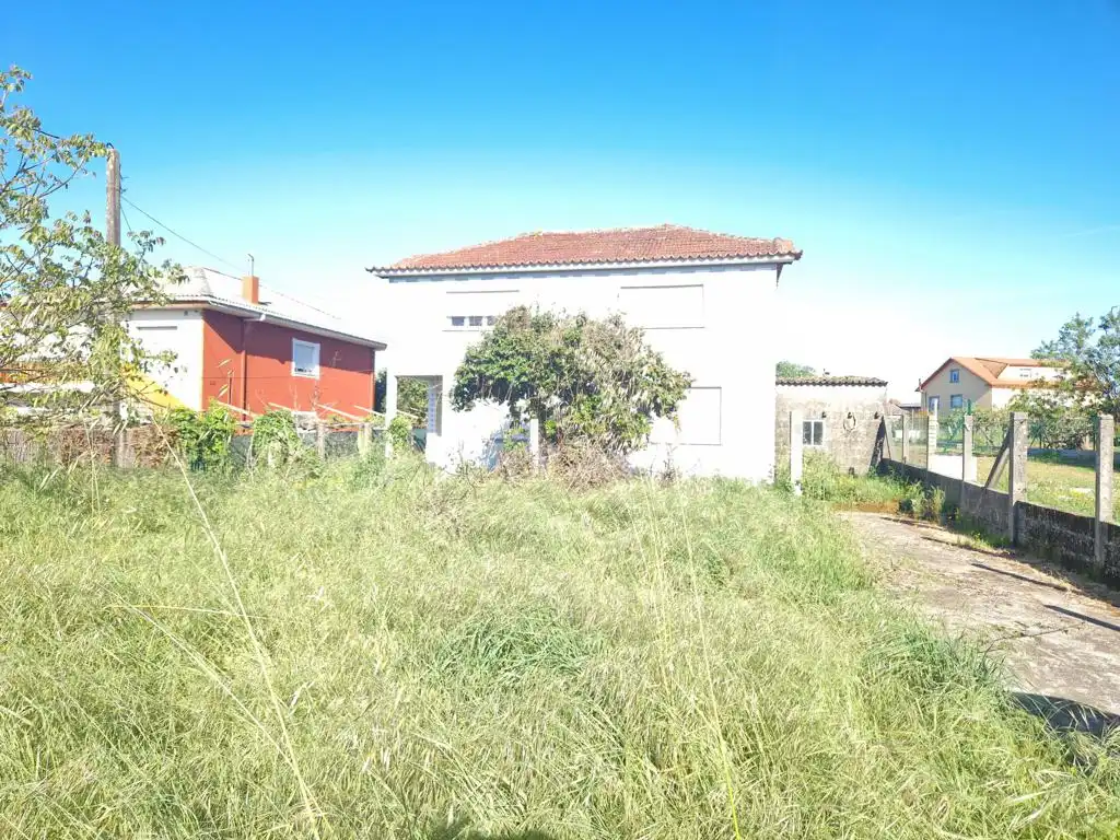Casa o chalet en venta en Boiro con Jardín privado y Trastero