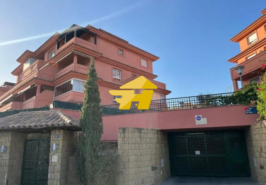 Exterior view of Attic to rent in Málaga Capital  with Air Conditioner, Private garden and Swimming Pool