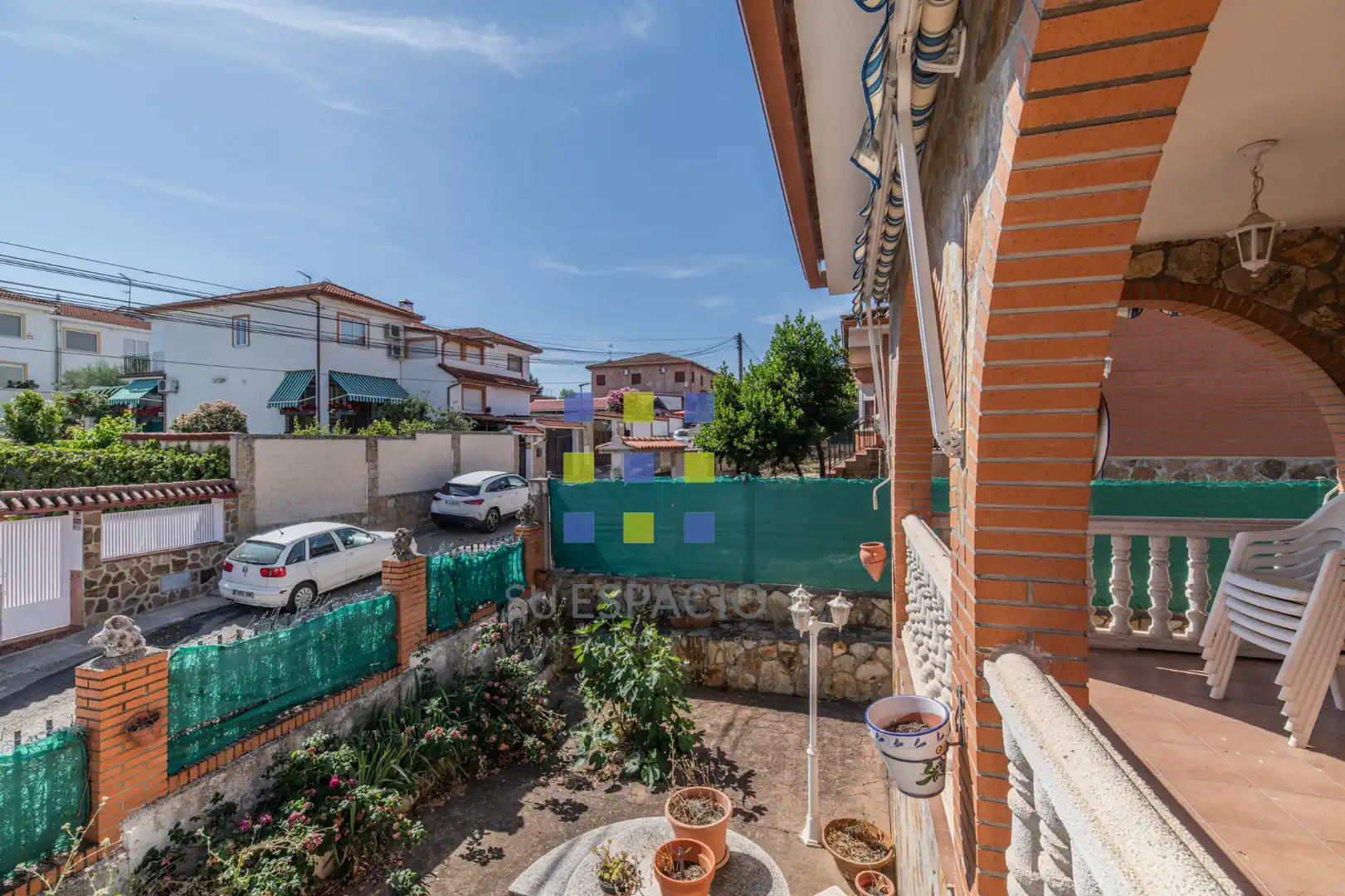 Außenansicht von Haus oder Chalet zum Verkauf in Méntrida mit Heizung, Privatgarten und Terrasse