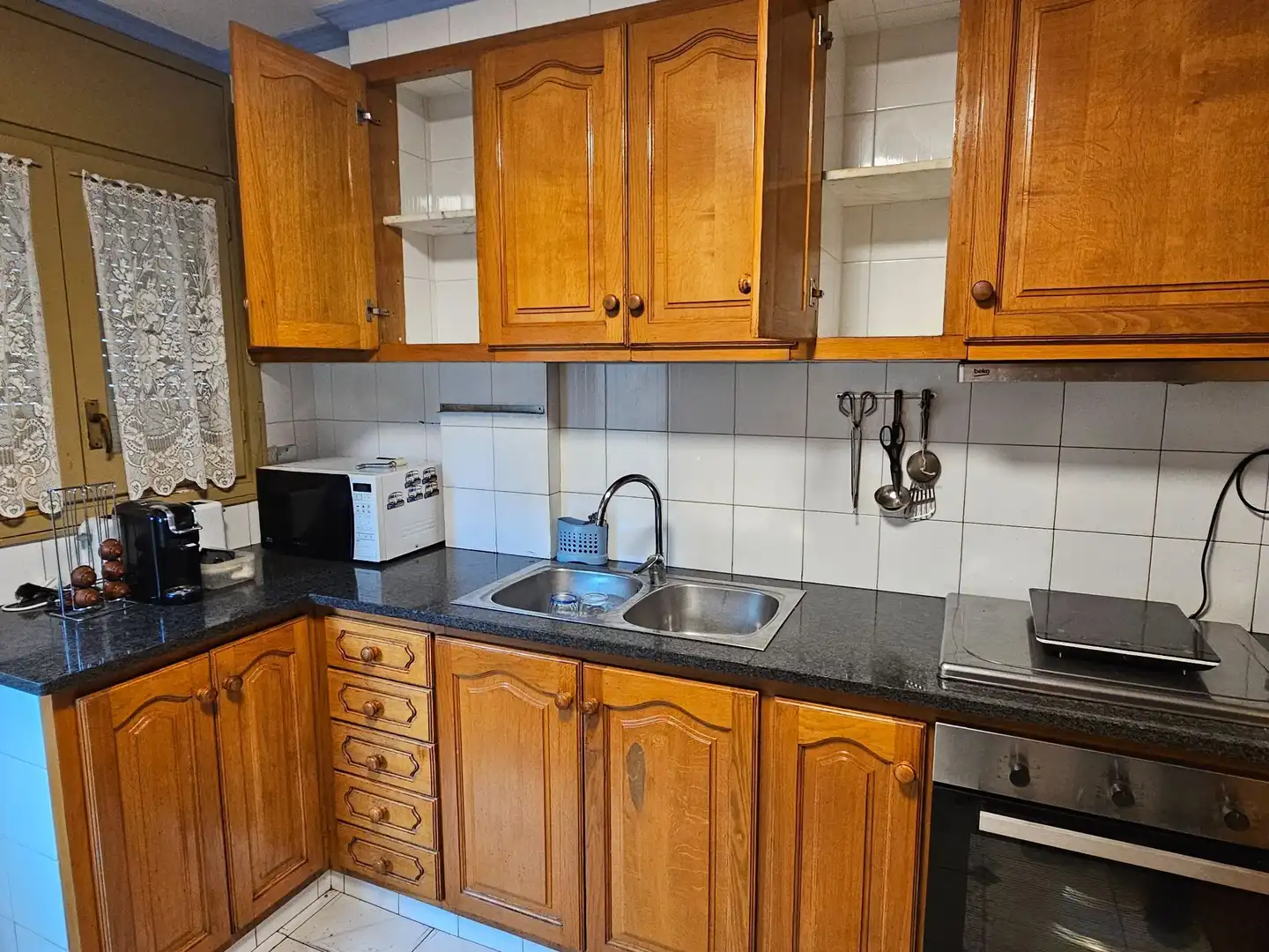 Cocina de Casa adosada en venta en Olot con Calefacción, Trastero y Amueblado