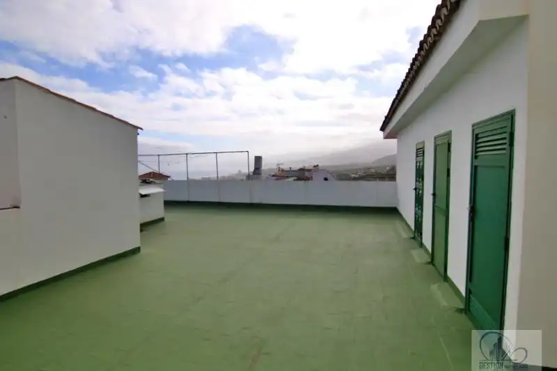 Terraza de Piso de alquiler en Los Realejos con Terraza, Amueblado y Balcón