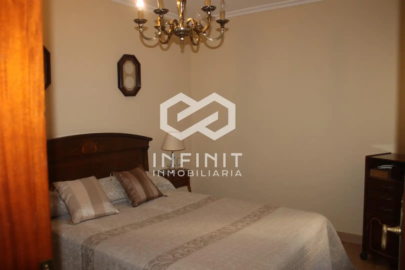 Bedroom of Flat for sale in Noreña  with Heating