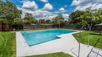 Piscina de Àtic en venda en  Madrid Capital amb Aire condicionat, Calefacció i Terrassa