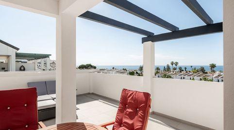 Foto 3 de Dúplex en venta en Bahía Dorada, Estepona