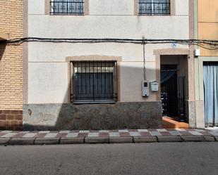 Exterior view of House or chalet for sale in La Villa de Don Fadrique  with Heating, Terrace and Furnished