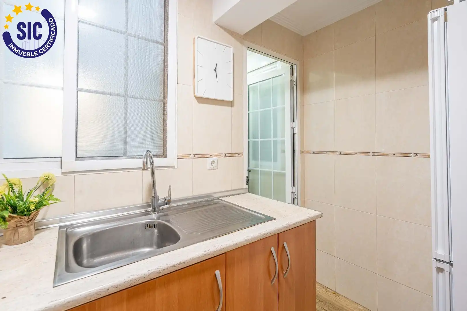 Cuina de Apartament en venda en Sueca amb Terrassa i Balcó