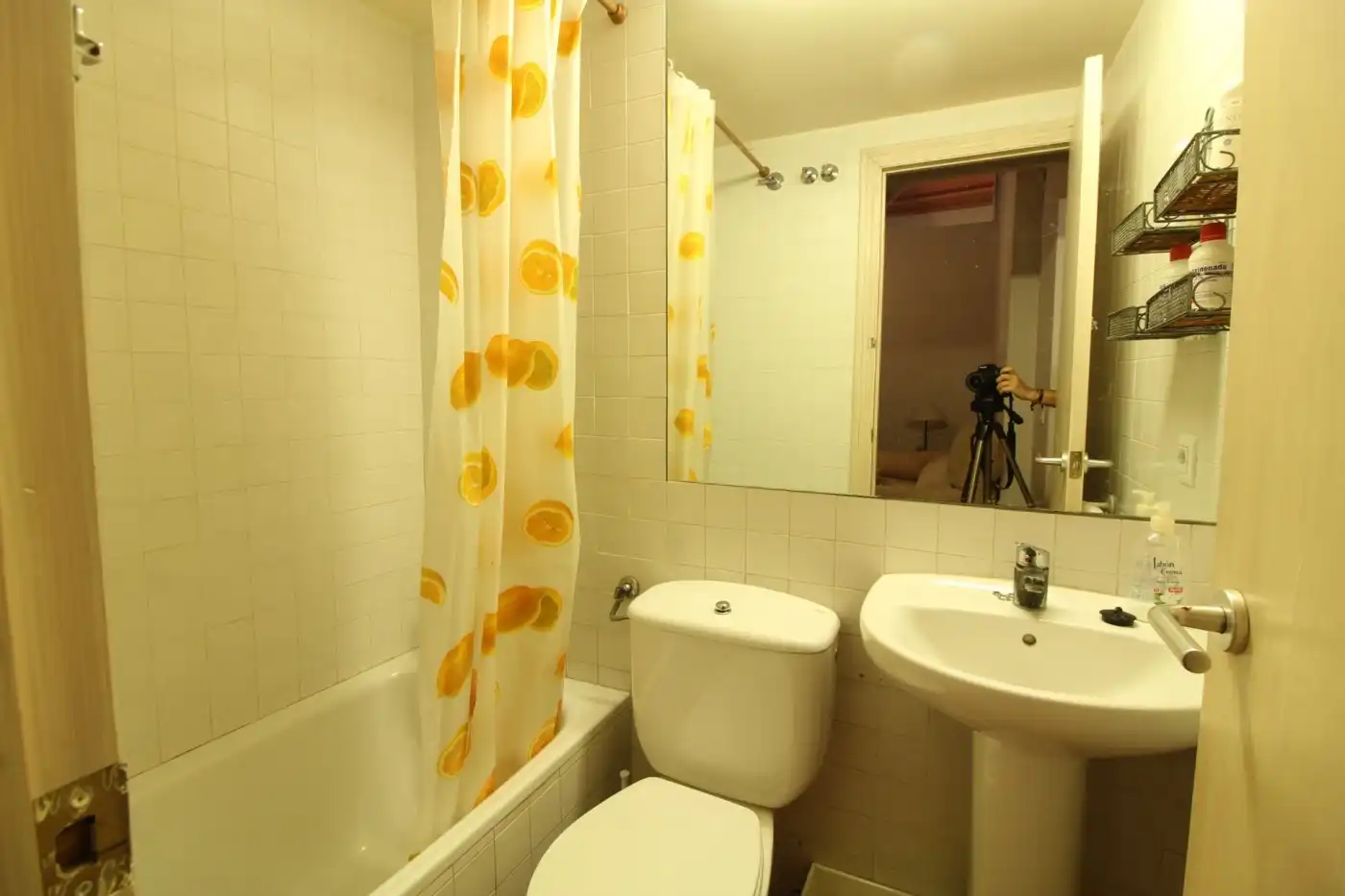 Baño de Piso en venta en Valencia con Amueblado y Balcón
