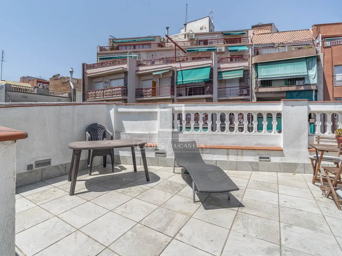 Terrassa de Pis en venda en Sant Martí