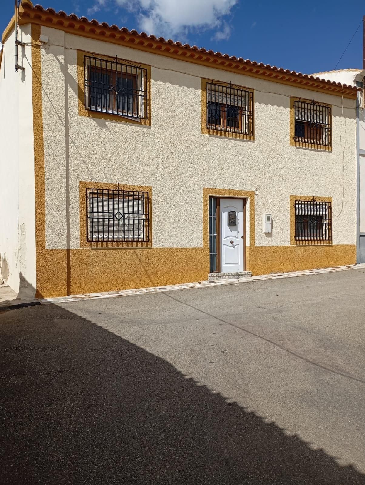 Vista exterior de Casa o xalet en venda en Sorbas amb Jardí privat