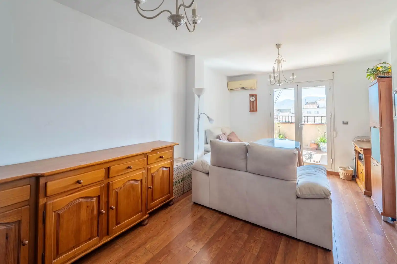 Sala de estar de Ático en venta en Armilla con Aire acondicionado, Trastero y Amueblado