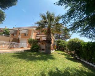 Garden of House or chalet for sale in Serranillos del Valle  with Air Conditioner, Heating and Private garden