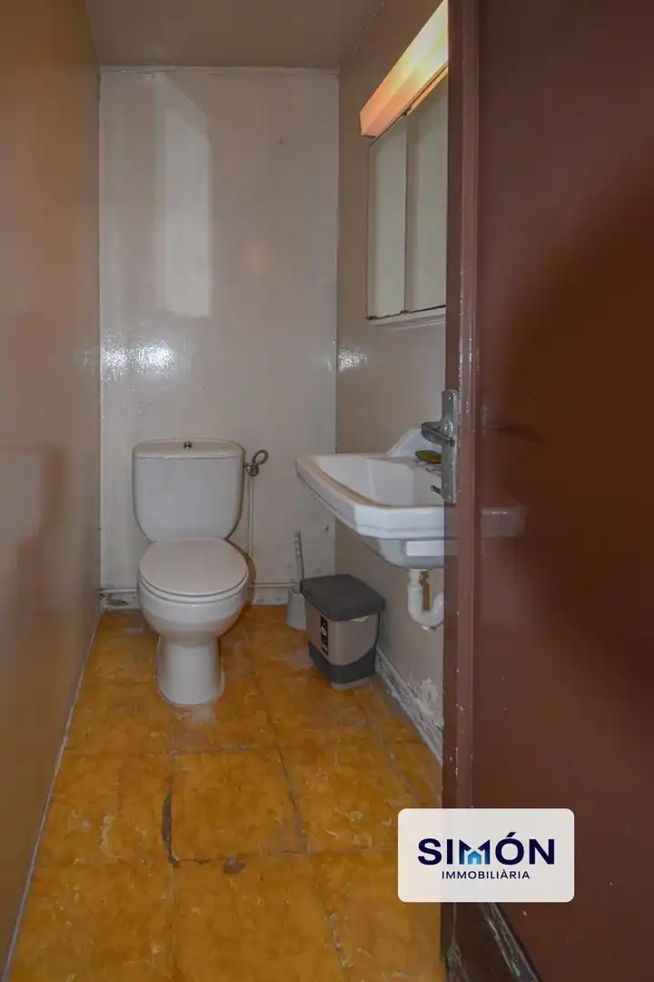 Bany de Casa o xalet en venda en Olesa de Montserrat amb Jardí privat i Traster
