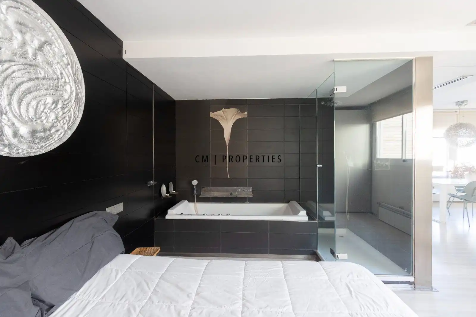 Schlafzimmer von Dachboden zur Miete in Valencia mit Klimaanlage, Heizung und Parkett