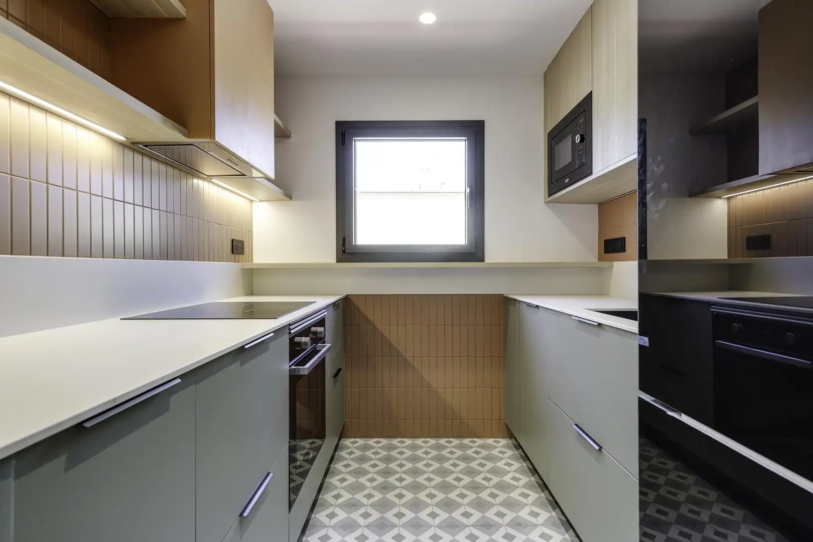 Estudio de alquiler en de Milà i Fontanals, Vila de Gràcia