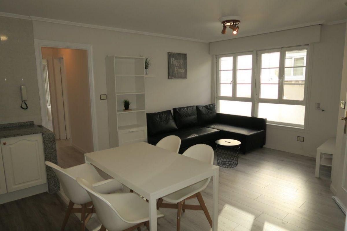 Sala d'estar de Pis de lloguer en San Sebastián de los Reyes amb Aire condicionat, Calefacció i Parquet