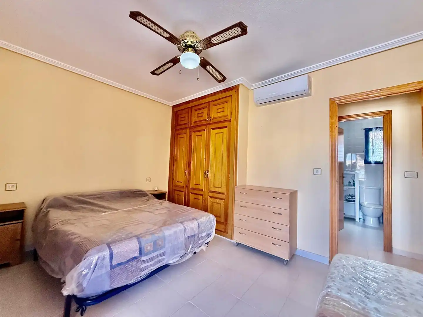 Habitación de Casa adosada en venta en San Pedro del Pinatar con Aire acondicionado, Jardín privado y Terraza