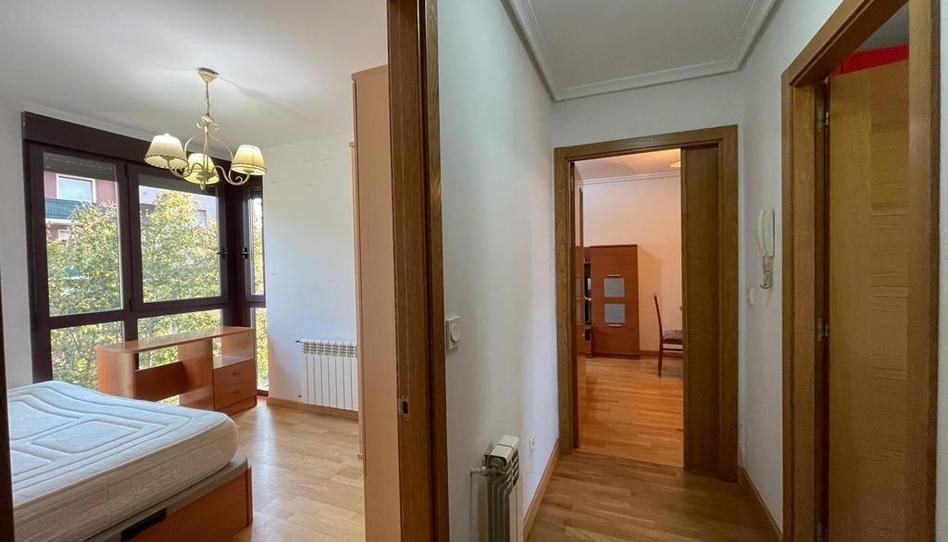 Foto 1 de Apartament en venda a Avenida Portugal, Flores de Sil - La Placa, León