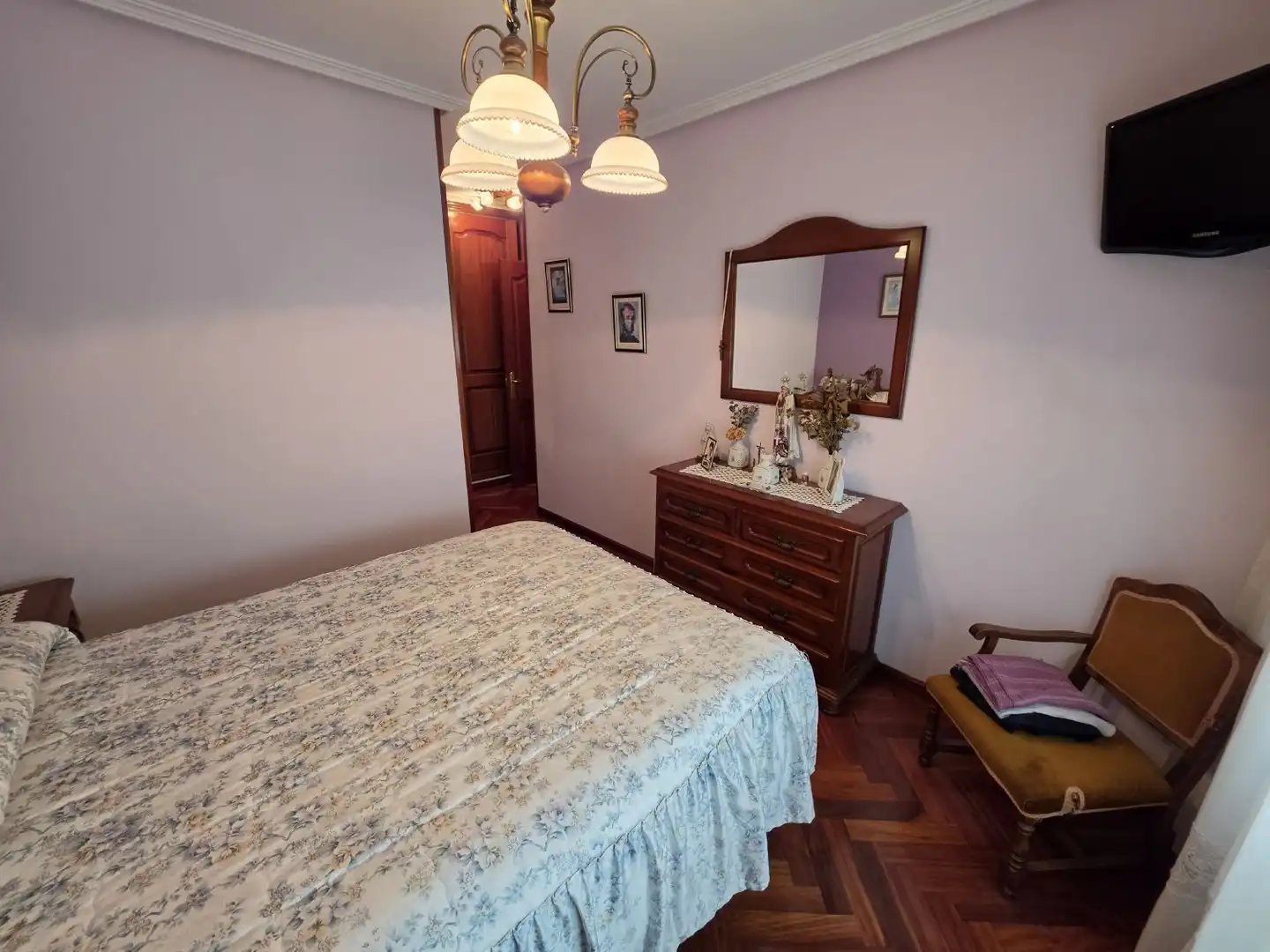 Habitación de Piso en venta en A Coruña Capital  con Calefacción y Trastero