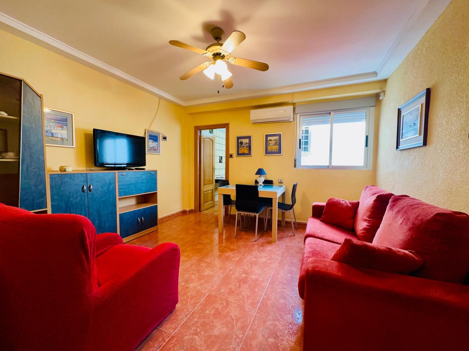 Sala de estar de Piso de alquiler en Sagunto / Sagunt con Aire acondicionado, Amueblado y Balcón