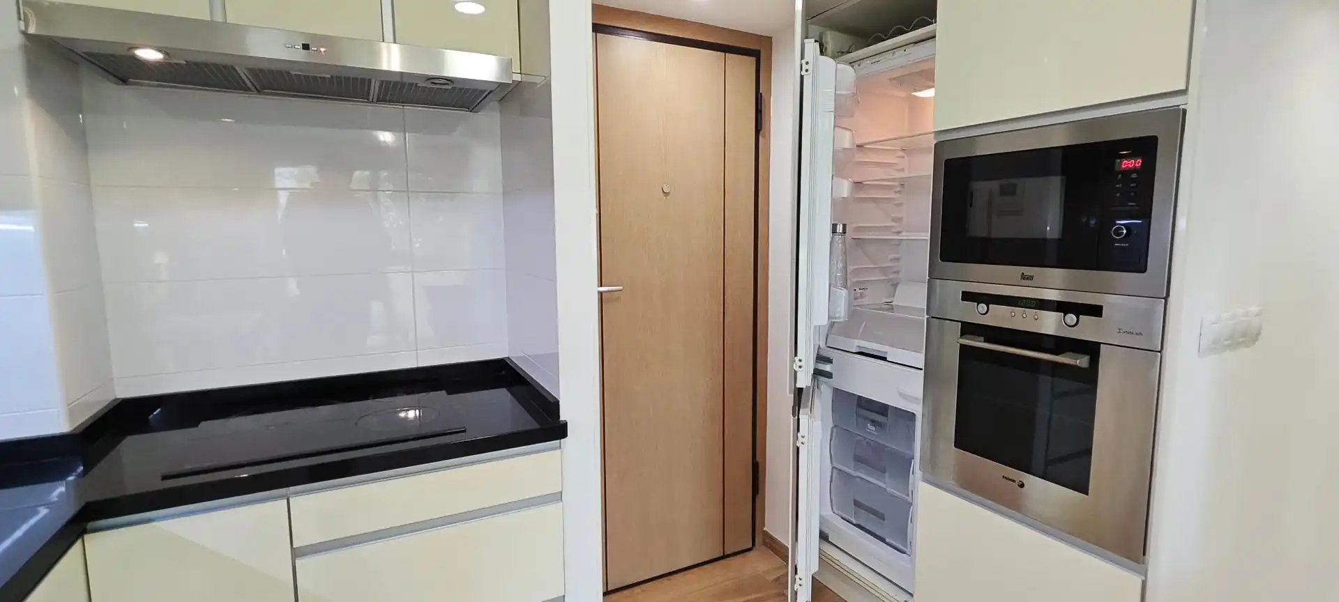 Kitchen of Apartments for sale in Alicante / Alacant  with Air Conditioner, Private garden and Storage room