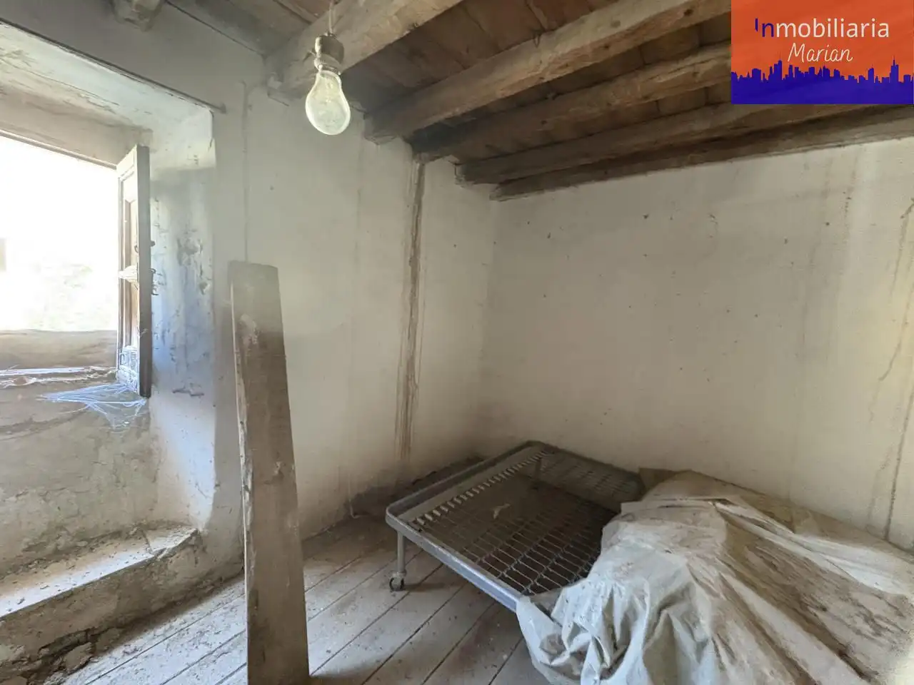 Country homes for sale in Milagros