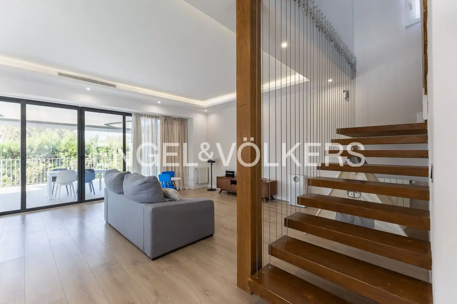 Sala de estar de Casa o chalet en venta en Torrent con Aire acondicionado, Calefacción y Jardín privado