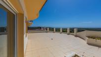 Terrasse von Wohnungen zum verkauf in Sotogrande mit Klimaanlage, Terrasse und Schwimmbad