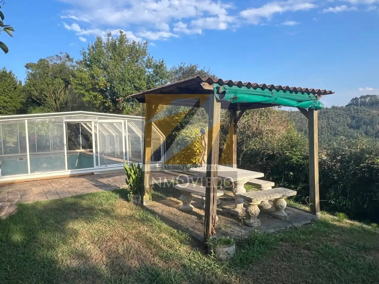 Terrassa de Casa o xalet en venda en Carreño amb Calefacció, Jardí privat i Parquet