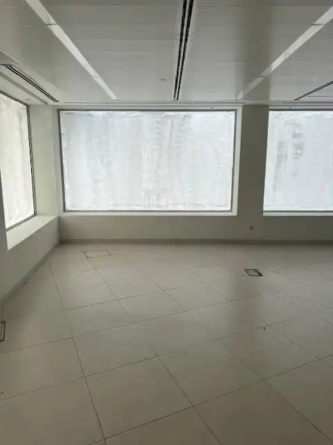 Commercial properties for rent in Calle Nuestra Señora de la Almudena, Vírgenes