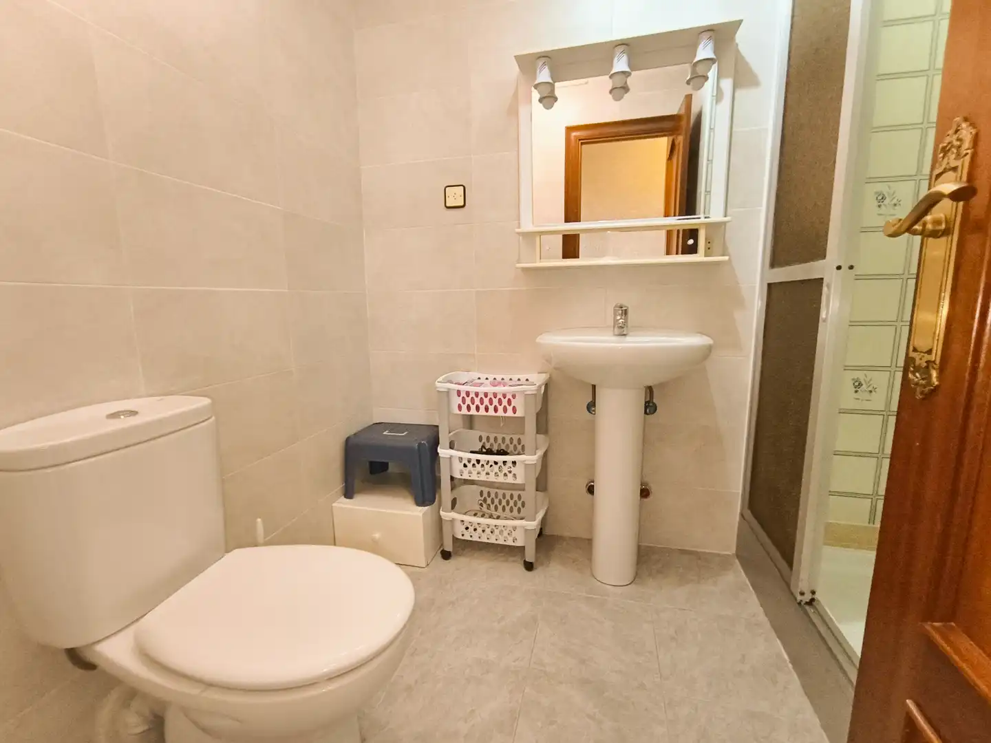 Baño de Piso de alquiler en Palencia con Calefacción, Parquet y Terraza