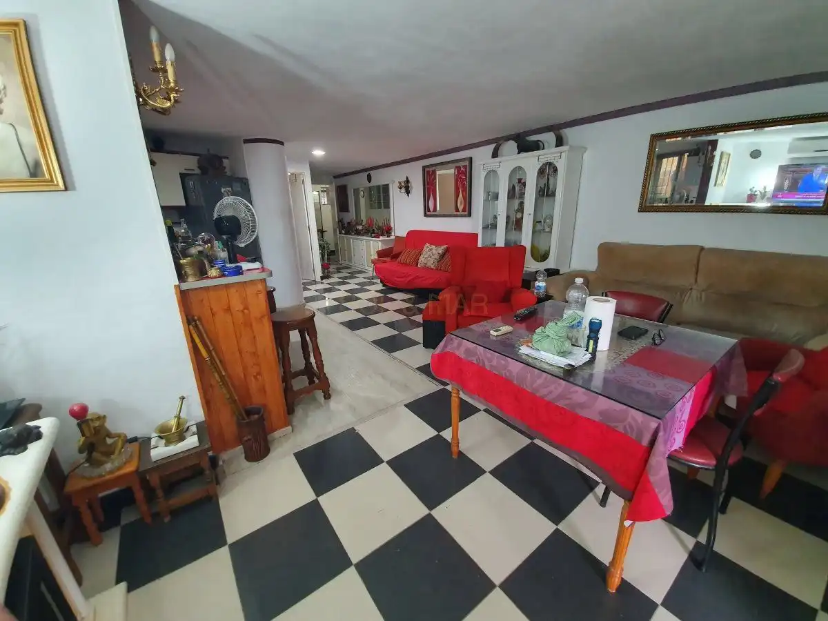 Flat with pool for sale in El Bajondillo, imagen 3